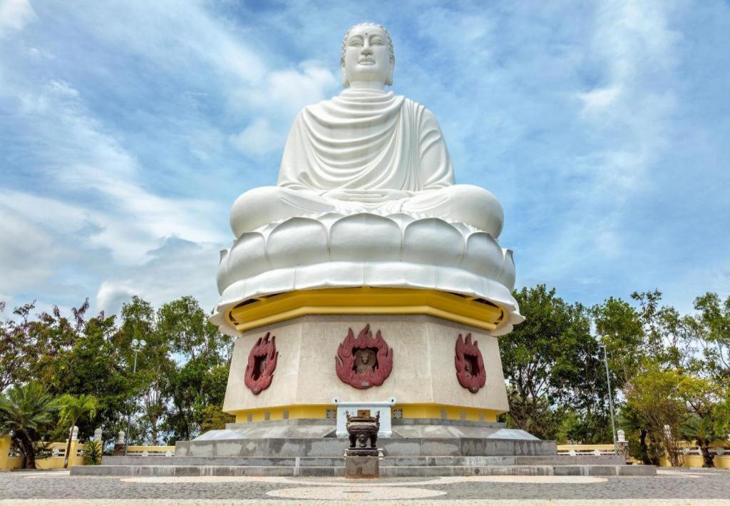 โรงแรมเดนลองดู ญาจาง ภายนอก รูปภาพ